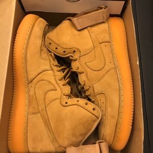 Wheat Jordan 1s (Rare) - Mableton area